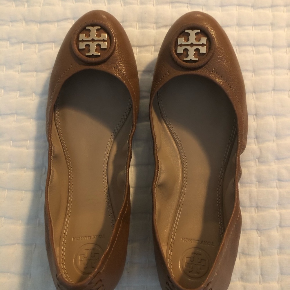 Ballet flats